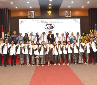 18 Dokter Baru Resmi Dilantik, Rektor Untad Tekankan Pentingnya Integritas dan Pengabdian