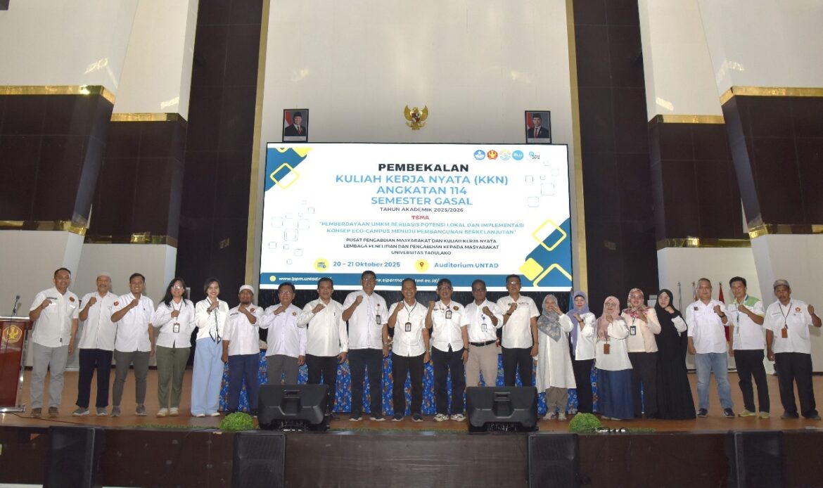 Untad dan BTN Palu Serahkan Buku Tabungan Bagi Penerima KIP Kuliah dan Beasiswa ADik 2025